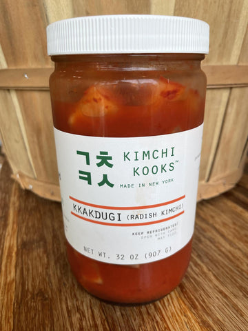Kkakdugi (Radish Kimchi) - Kimchi Kooks 32 oz