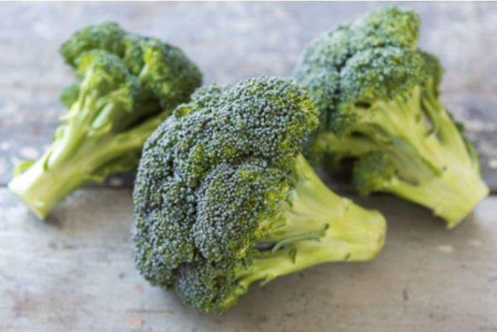 Broccoli Crowns, Organic